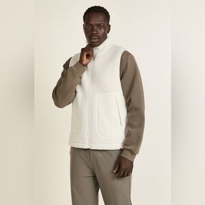 NWT Lululemon Men’s Relaxed Fit High Pile Fleece Vest *Bone Size XS